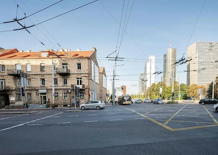 Warm Studio In The Heart Of City