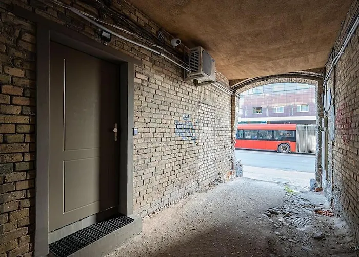 Warm Studio In The Heart Of City
