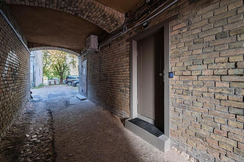 Warm In The Heart Of * Vilna